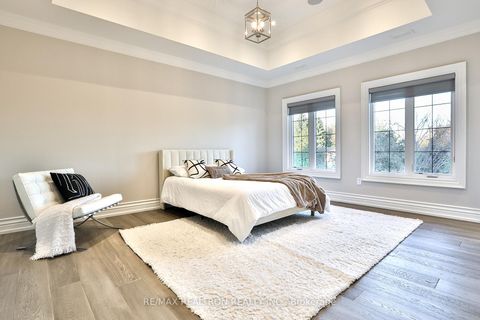 Photo 32 at 56 Sanderson Crescent, North Richvale, Richmond Hill