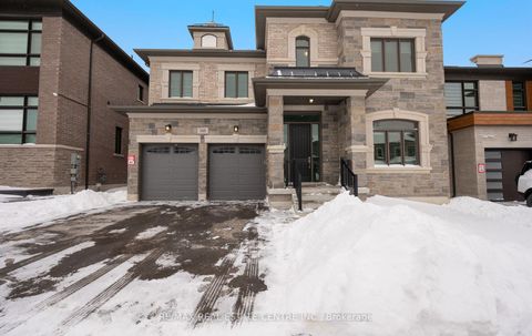 Photo 1 at 160 Wainfleet Crescent, Vellore Village, Vaughan