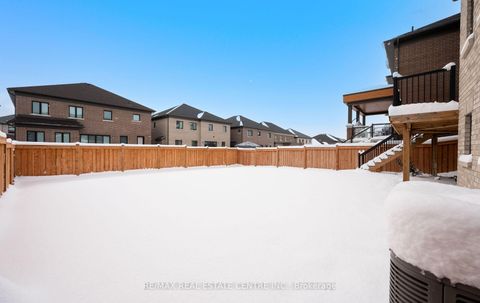 Photo 44 at 160 Wainfleet Crescent, Vellore Village, Vaughan