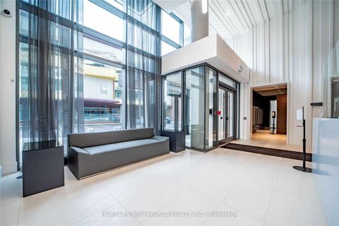 Photo 2 at 910 - 10 De Boers Drive, York University Heights, Toronto