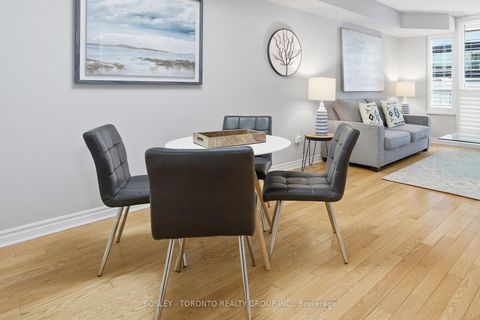 Photo 12 at 316 - 270 Wellington Street W, Waterfront Communities C1, Toronto