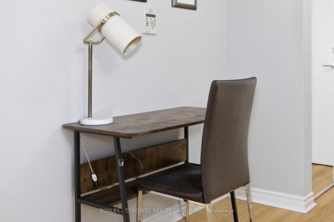 Photo 16 at 316 - 270 Wellington Street W, Waterfront Communities C1, Toronto