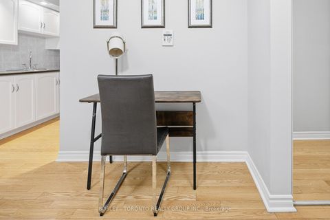 Photo 18 at 316 - 270 Wellington Street W, Waterfront Communities C1, Toronto