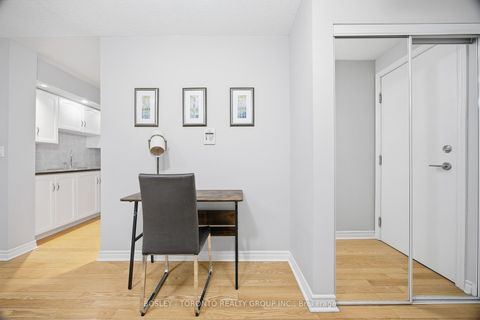 Photo 19 at 316 - 270 Wellington Street W, Waterfront Communities C1, Toronto