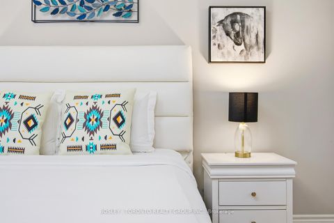 Photo 24 at 316 - 270 Wellington Street W, Waterfront Communities C1, Toronto