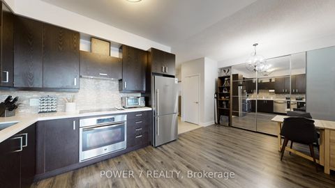 Photo 7 at 718 - 28 Uptown Drive, Unionville, Markham
