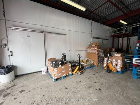 Photo 10 at 45 & 46 - 24 Steinway Boulevard, Clairville, Toronto