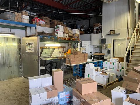 Photo 8 at 43 & 44 - 24 Steinway Boulevard, Clairville, Toronto