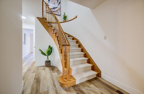 Photo 7 at 51 Burnt Bark Drive, Steeles, Toronto