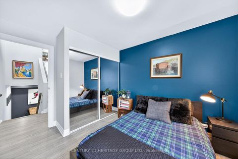 Photo 16 at 293 Milestone Crescent, Aurora Village, Aurora