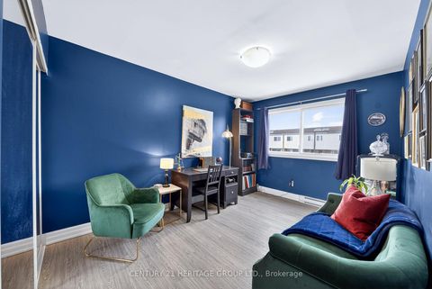 Photo 20 at 293 Milestone Crescent, Aurora Village, Aurora