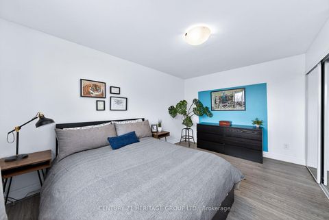 Photo 25 at 293 Milestone Crescent, Aurora Village, Aurora