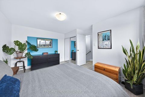 Photo 27 at 293 Milestone Crescent, Aurora Village, Aurora