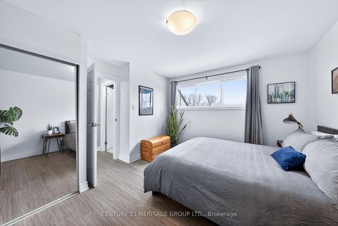 Photo 28 at 293 Milestone Crescent, Aurora Village, Aurora