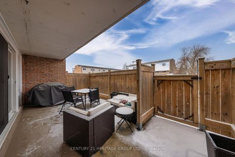 Photo 36 at 293 Milestone Crescent, Aurora Village, Aurora