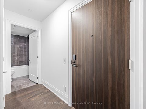 Photo 1 at 226 - 280 Howland Avenue, Annex, Toronto