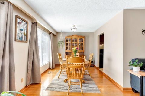 Photo 8 at 32 Cynthia Court, Wellington, Barrie