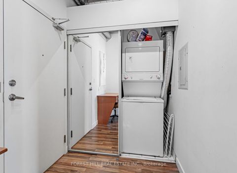 Photo 15 at 506 - 2154 Dundas Street W, Roncesvalles, Toronto