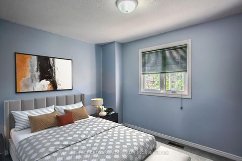 Photo 8 at 102 Ferguson Drive, Northwest, Barrie