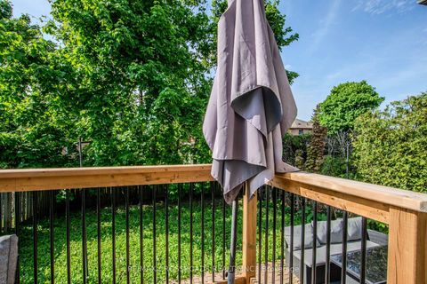 Photo 13 at 102 Ferguson Drive, Northwest, Barrie