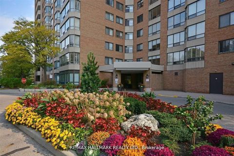 Photo 25 at 808 - 7601 Bathurst Street, Yorkhill, Vaughan