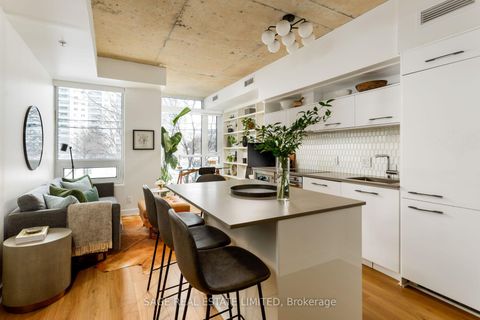 Photo 1 at 206 - 707 Dovercourt Road, Little Italy, Toronto
