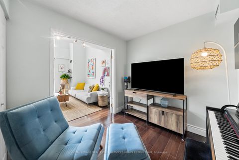 Photo 17 at 302 - 18 Merton Street, Mount Pleasant West, Toronto