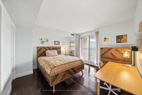 Photo 27 at 302 - 18 Merton Street, Mount Pleasant West, Toronto