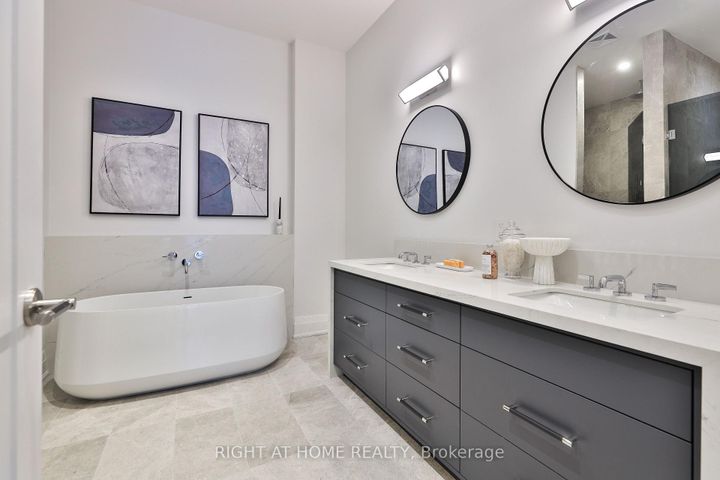 Photo 19 at Garden Home 1 - 10 Prince Arthur Avenue, Annex, Toronto