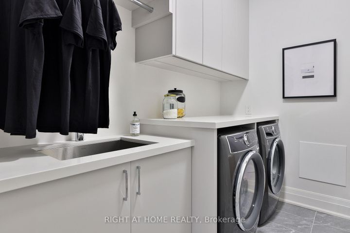 Photo 31 at Garden Home 1 - 10 Prince Arthur Avenue, Annex, Toronto