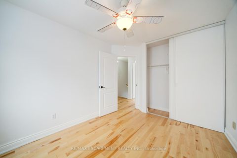 Photo 25 at 108 Olde Bayview Avenue, Oak Ridges Lake Wilcox, Richmond Hill