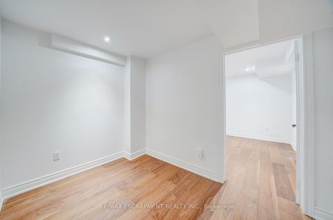 Photo 34 at 108 Olde Bayview Avenue, Oak Ridges Lake Wilcox, Richmond Hill