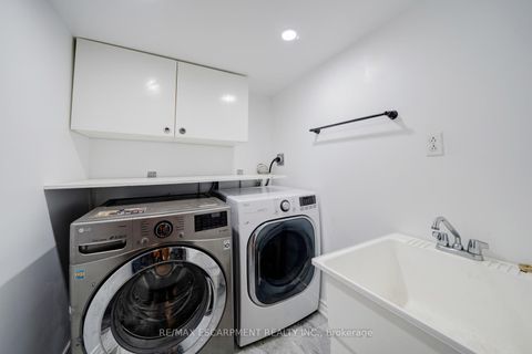 Photo 39 at 108 Olde Bayview Avenue, Oak Ridges Lake Wilcox, Richmond Hill