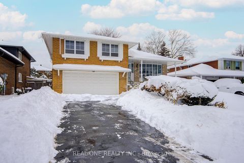 Photo 1 at 22 Kenmanor Boulevard, L'Amoreaux, Toronto