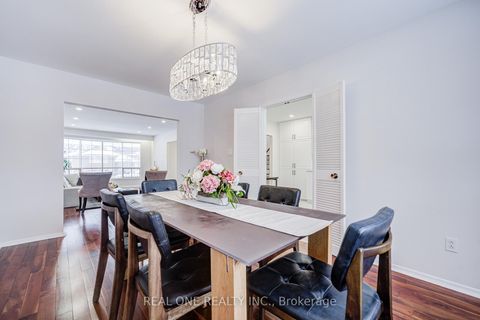 Photo 11 at 22 Kenmanor Boulevard, L'Amoreaux, Toronto