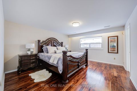 Photo 19 at 22 Kenmanor Boulevard, L'Amoreaux, Toronto