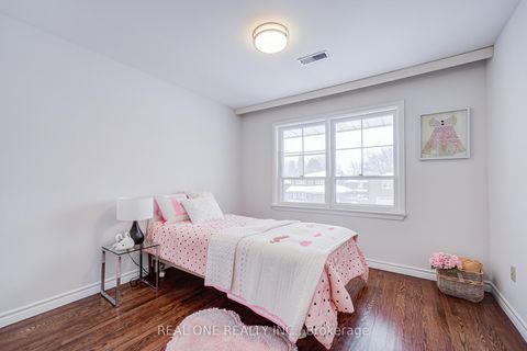 Photo 28 at 22 Kenmanor Boulevard, L'Amoreaux, Toronto