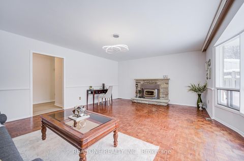 Photo 37 at 22 Kenmanor Boulevard, L'Amoreaux, Toronto