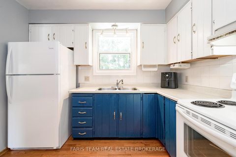 Photo 8 at 13 Jardine Crescent, Creemore, Clearview