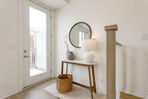 Photo 15 at 2 - 90 Eastwood Park Gardens, Long Branch, Toronto