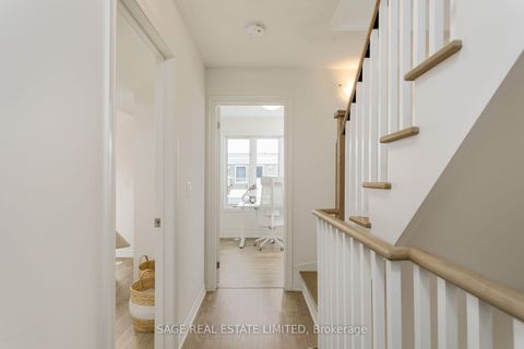 Photo 17 at 2 - 90 Eastwood Park Gardens, Long Branch, Toronto