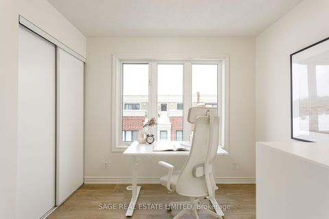 Photo 27 at 2 - 90 Eastwood Park Gardens, Long Branch, Toronto