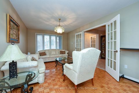 Photo 4 at 527 ABERDEEN Avenue, East Woodbridge, Vaughan