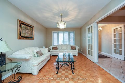 Photo 5 at 527 ABERDEEN Avenue, East Woodbridge, Vaughan