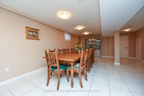 Photo 27 at 527 ABERDEEN Avenue, East Woodbridge, Vaughan