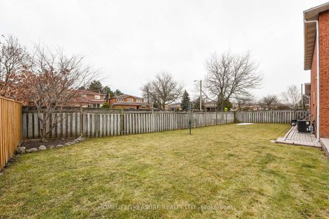 Photo 38 at 527 ABERDEEN Avenue, East Woodbridge, Vaughan