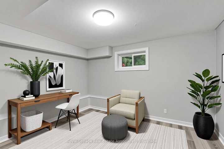 Photo 19 at 12 Lincoln Street, Crown Point, Hamilton