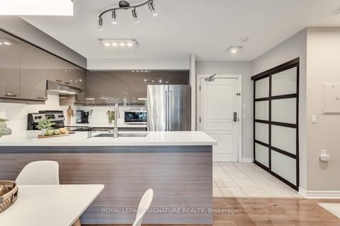 Photo 5 at 601 - 890 Sheppard Avenue W, Bathurst Manor, Toronto