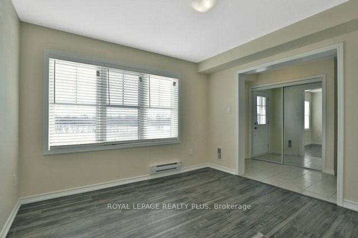Photo 2 at 74 - 22 Spring Creek Drive, Waterdown, Hamilton