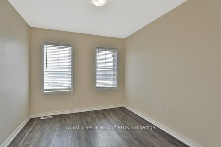 Photo 15 at 74 - 22 Spring Creek Drive, Waterdown, Hamilton